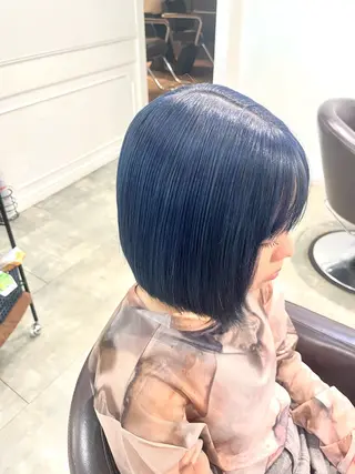 ショート 🌈カラー特化 ハイトーンけいと🌈のヘアスタイル