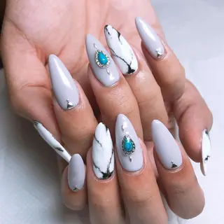 ネイル 五十嵐 美智のネイルデザイン