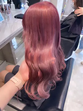 ロング カラー パーマ ヘアアレンジ メンズ キッズ ネイル マツエク・マツパ アイブロウ 🎀韓国レイヤー YURINA🎀のヘアスタイル