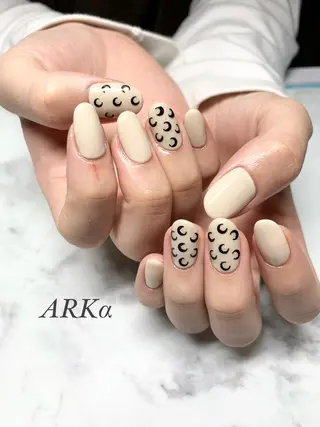 ミディアム カラー ネイル Nailsalon ARKαのネイルデザイン