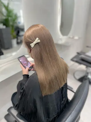 ロング 大人の海外ハイライト coconoのヘアスタイル