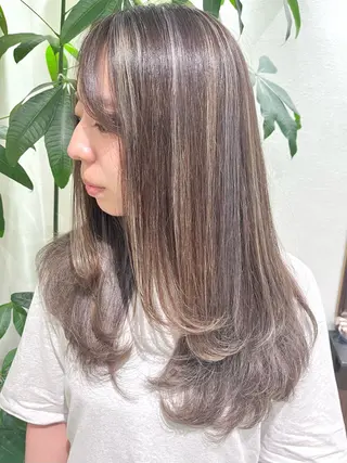 セミロング カラー ヘアアレンジ Belle hair Design青野大貴のヘアスタイル