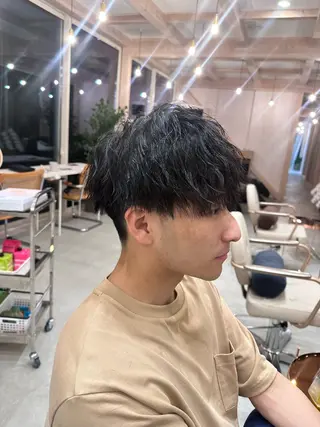 パーマ メンズ NISHI （ニシ）のヘアスタイル