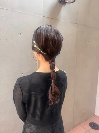 セミロング ヘアアレンジ 🎗️【ヘアセット 美眉】吉川玲🎗️のヘアスタイル