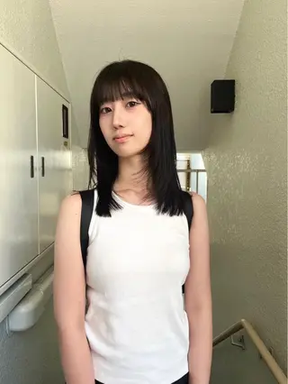 ミディアム 透明感カラー /Shizuki🦤のヘアスタイル