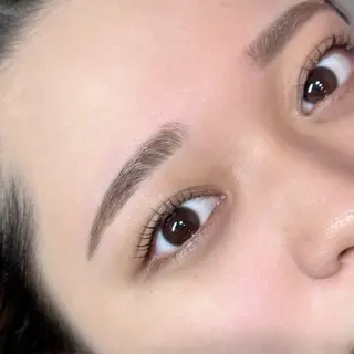 アイブロウ ICON.whip所属・ICON.whip RINのマツエク・マツパデザイン