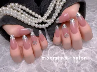 セミロング Moomi nail salonのネイルデザイン