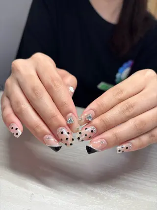 ネイル I pinknail 韓国風·持ち込み専門のネイルデザイン