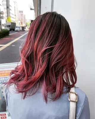 カラー 😈サクマ シオン😈のヘアスタイル