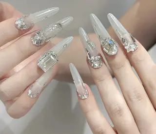 ネイル D-BEAUTY Nailsalonのネイルデザイン