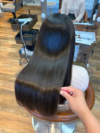 ロング パーマ レナ┊︎髪質改善 ┊︎シルクストレートのヘアスタイル