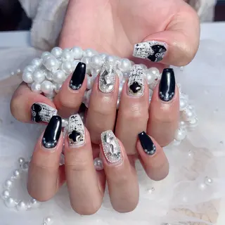ネイル Maggie Nail🦩のネイルデザイン