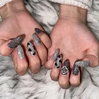 ロング mao .のネイルデザイン