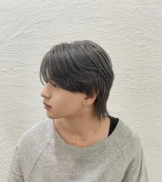 ショート カラー メンズ 内山 菜摘のヘアスタイル
