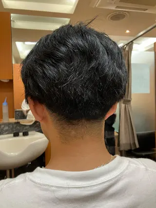 ショート メンズ SAKI SAKIのヘアスタイル