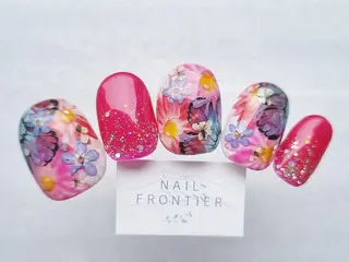 ネイル 吉祥寺🌟 ネイルフロンティアのネイルデザイン