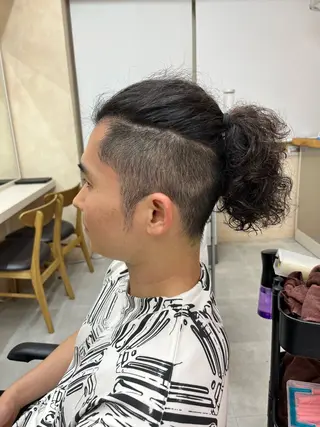 ショート ハイトーン/メンズ パーマ👾ますのヘアスタイル