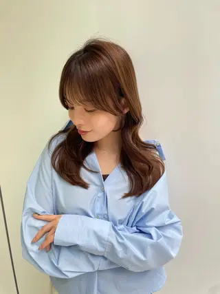 セミロング カラー レイヤー×顔周 り×髪質改善/MIUのヘアスタイル