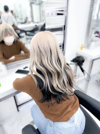セミロング カラー ウルフ&レイヤー特化 まとまる美髪矯正のヘアスタイル