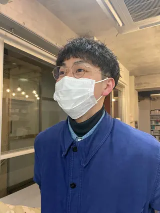 ショート カラー パーマ ヘアアレンジ メンズ センターパート／マッ シュ／パーマ　あさみのヘアスタイル