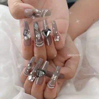 ネイル SALON ELVI.のネイルデザイン