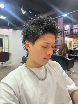 メンズ 🌟小顔レイヤー× 赤み消し透明感カラーのヘアスタイル