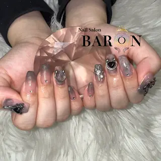 ネイル ♛︎BARON♛︎ SUMIREのネイルデザイン