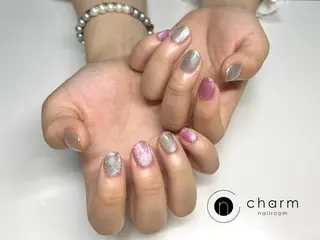 ネイル ネイルルーム チャームのネイルデザイン