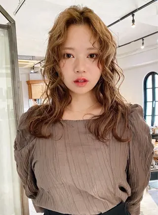 セミロング FERIA 緑地公園 ⭐️伏田愛奈⭐️のヘアスタイル