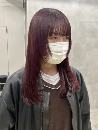 セミロング レディースカラー✨ urara渋谷のヘアスタイル