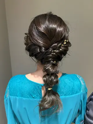 ロング ヘアアレンジ 勝野 麻美のヘアスタイル