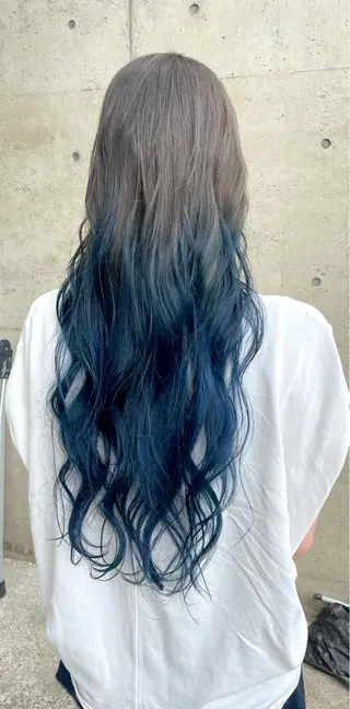 ロング カラー 日高 香織のヘアスタイル