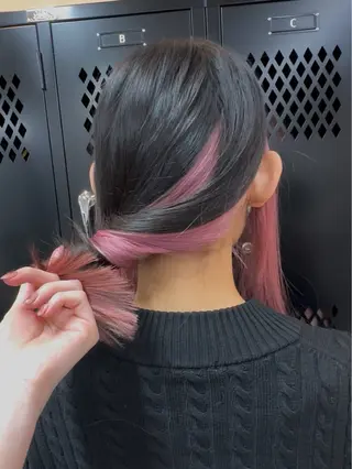 ロング カラー 柏井 陽菜のヘアスタイル