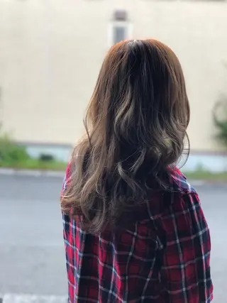 ロング カラー パーマ 平井 秀乙のヘアスタイル