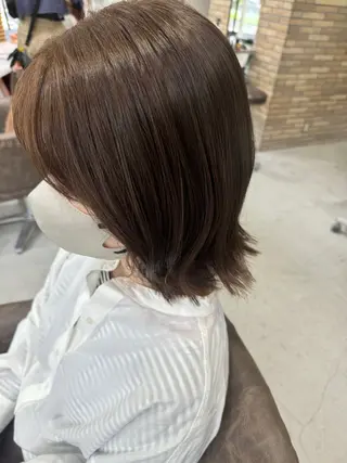 ミディアム 神谷 亜結美のヘアスタイル