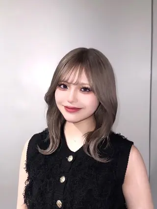 ロング カラー レイヤー×ブリーチ ×エクステ💫ひかるのヘアスタイル