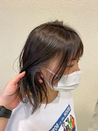 ミディアム カラー 中川 茜里のヘアスタイル