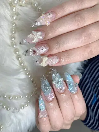 ネイル ENsalon AKIRAのネイルデザイン