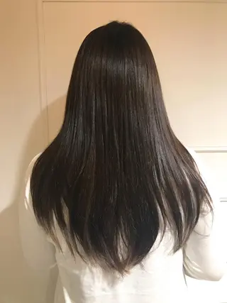 セミロング カラー 黒神 浩之のヘアスタイル