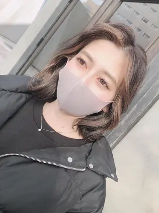 ミディアム カラー La fith yukinoのヘアスタイル