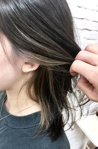 ミディアム カラー 山口 悟のヘアスタイル
