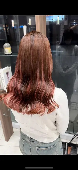 セミロング カラー 【複雑履歴ブリーチ】 中村　玲仁のヘアスタイル