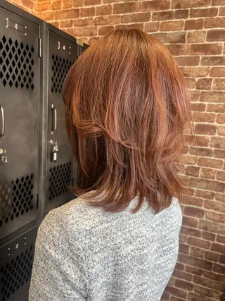 セミロング カラー パーマ ヘアアレンジ メンズ キッズ ネイル マツエク・マツパ アイブロウ 久木原 ゆりのヘアスタイル