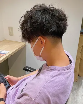 パーマ メンズ 升水 優太のヘアスタイル