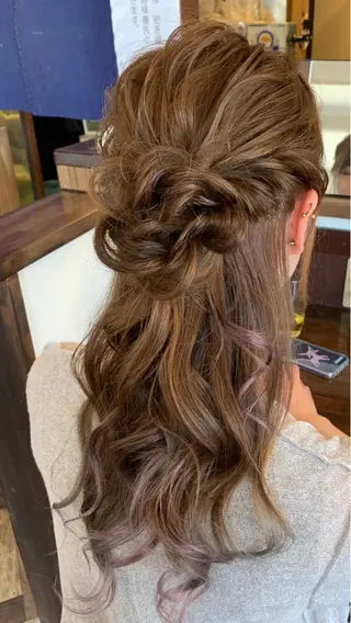 ヘアアレンジ 新保 佳世のヘアスタイル