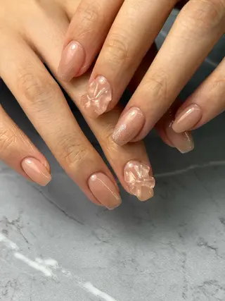 ネイル 【UNE.】 長さだしフィルインのネイルデザイン