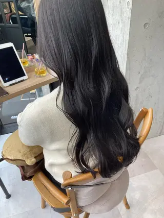 ロング ✨色持ちの良い艶 カラー✨蟹江真世のヘアスタイル