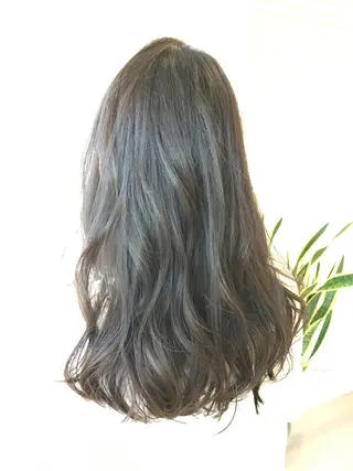 ロング カラー 金子 富士のヘアスタイル