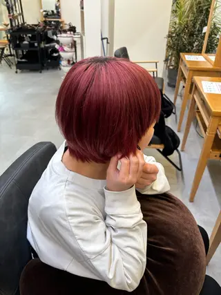 ショート 勝海 絢音のヘアスタイル