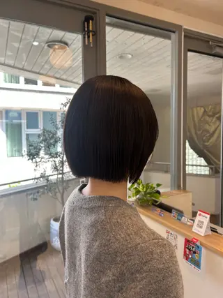 ショート ウジイエ ミユウのヘアスタイル